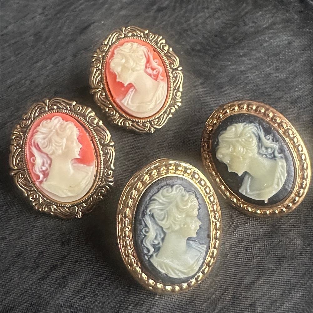 Elegant Gold and Cameo Earrings Set